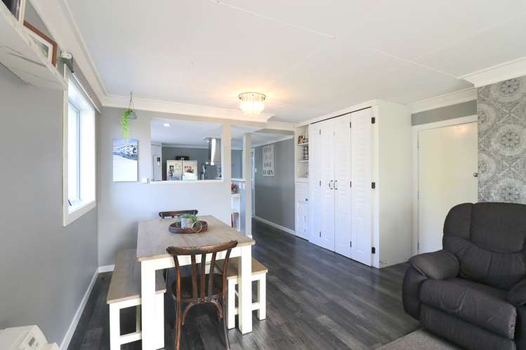 400 North Road Waikiwi_7
