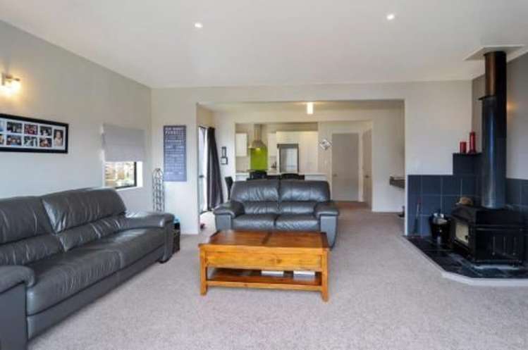 24a Dart Place Fernhill/Sunshine Bay_3