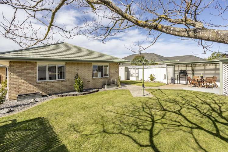 22 Paget Drive Woodend_36