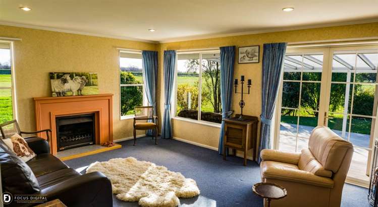 864 Lower Queen Street Richmond_4