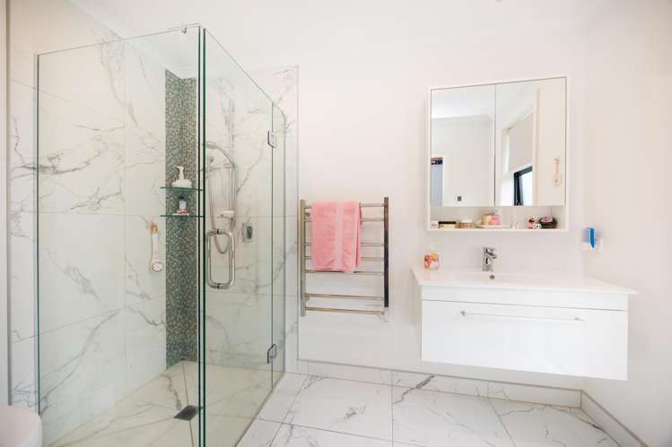 16 Serenity Crescent Kelvin Grove_17