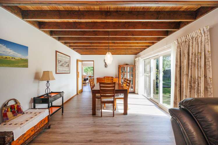 12 Truscott Grove Awapuni_16