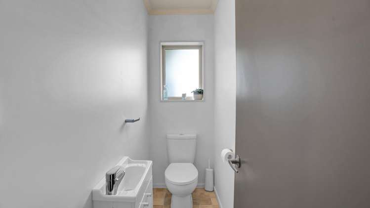 10 Estate Grove Inglewood_13