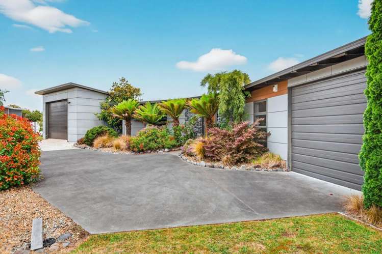 16 Wai Matangi Place 2645_0