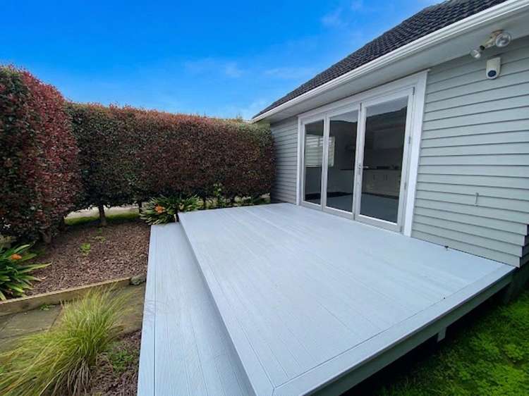 65 Kiwi Esplanade Mangere Bridge_1