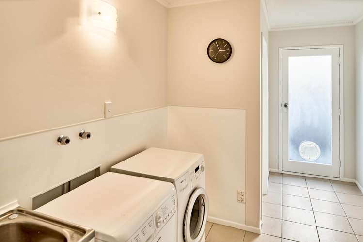 1/6 Cornwall Street Lower Hutt_17