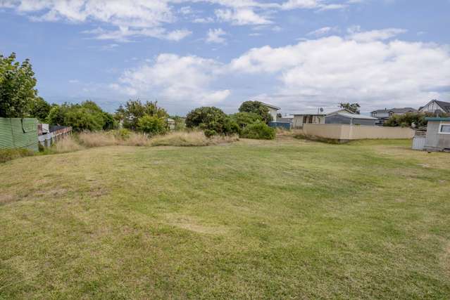 8a Chaffey Street Foxton Beach_3