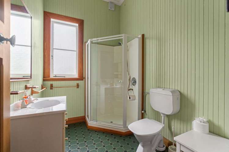 14 Gladwin Road Epsom_20