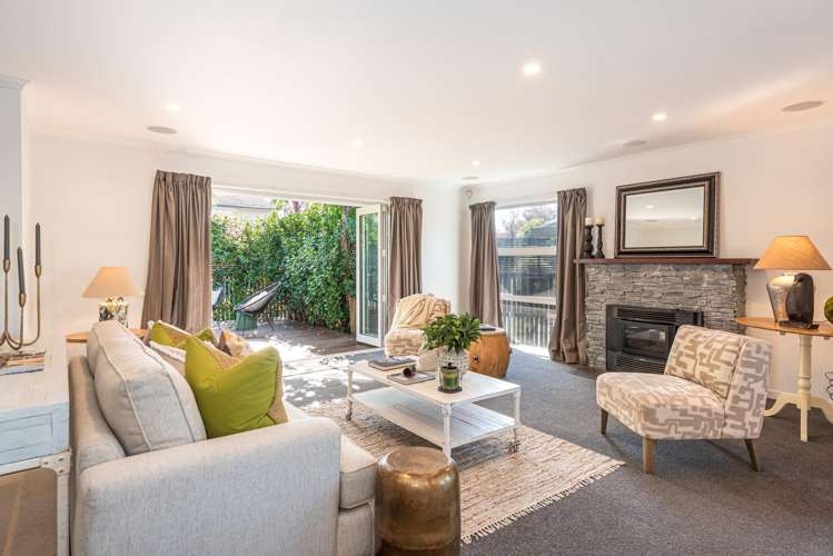 1/2 Sarabande Avenue Redwood_2