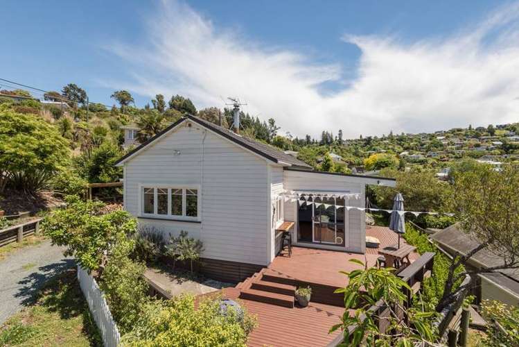 62 Montreal Road Toi Toi_1