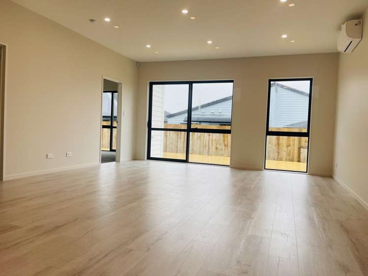 19 Cronshaw Road_4