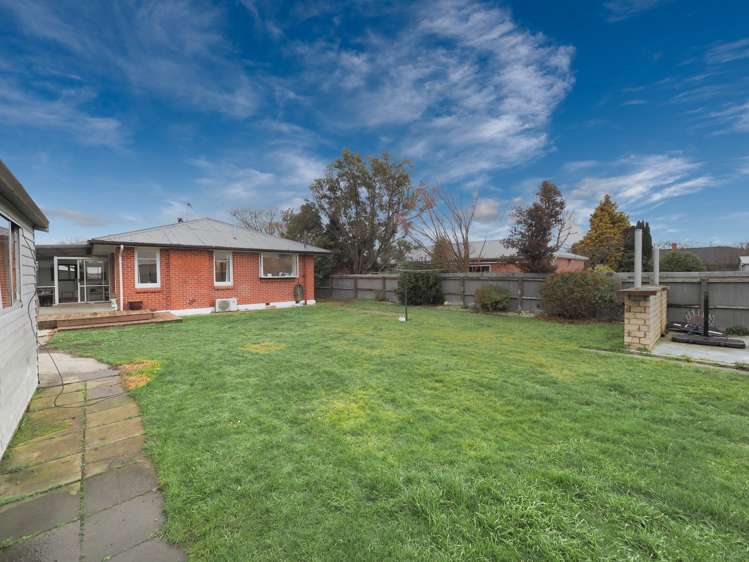 33 Reid Crescent Allenton_20
