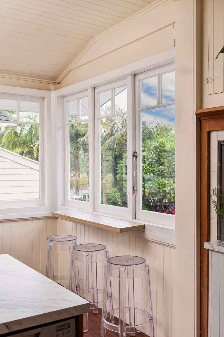 4 Summit Drive Mount Albert_12