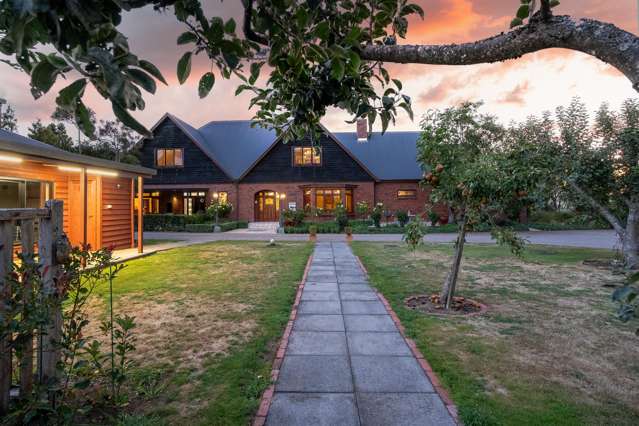 1829F Cambridge Road Karapiro_4