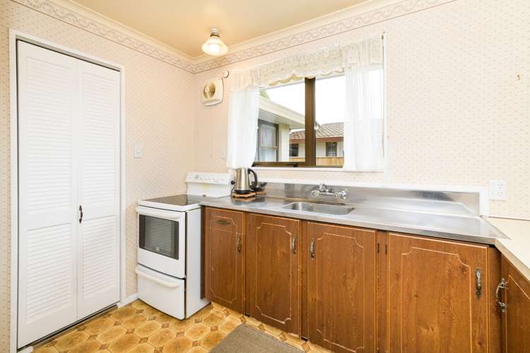 1a Lowestoft Place West End_7