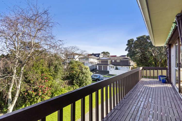 1/27 Sea Spray Drive Bucklands Beach_18