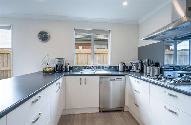 92b Neale Avenue Stoke_4