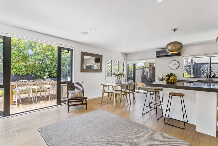 27a Mountain View Road Morningside_9