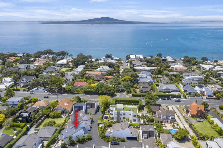 5/212 Hurstmere Road Takapuna_16