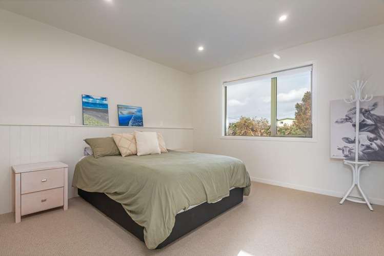 12 Roore Street Foxton Beach_8