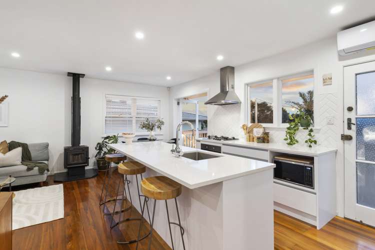 1/43 Aeroview Drive Beach Haven_24