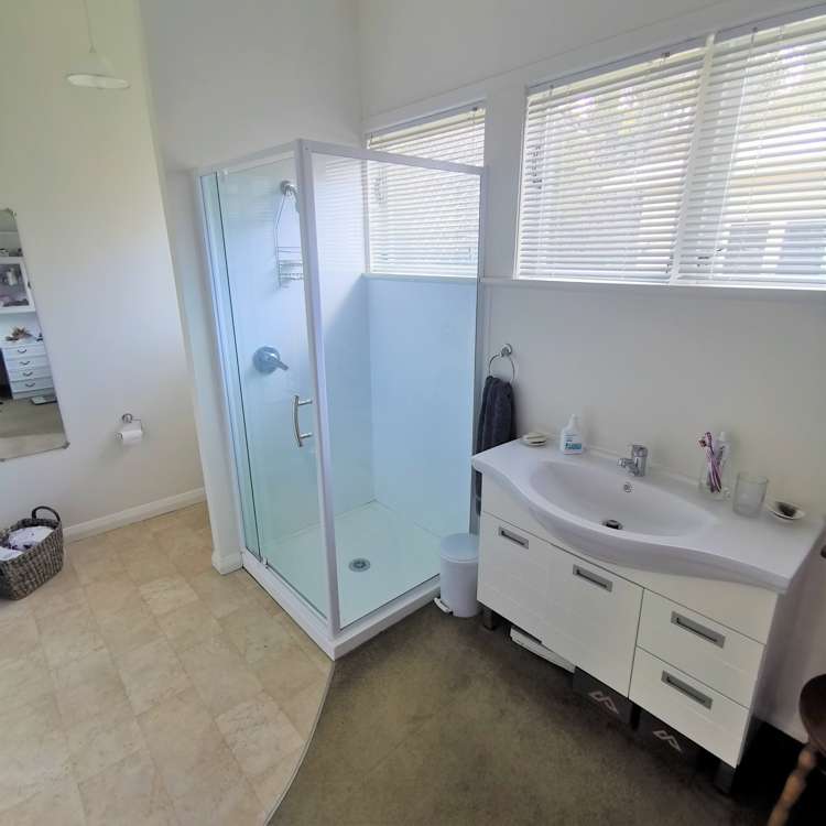 63 Golf Road Taumarunui_11