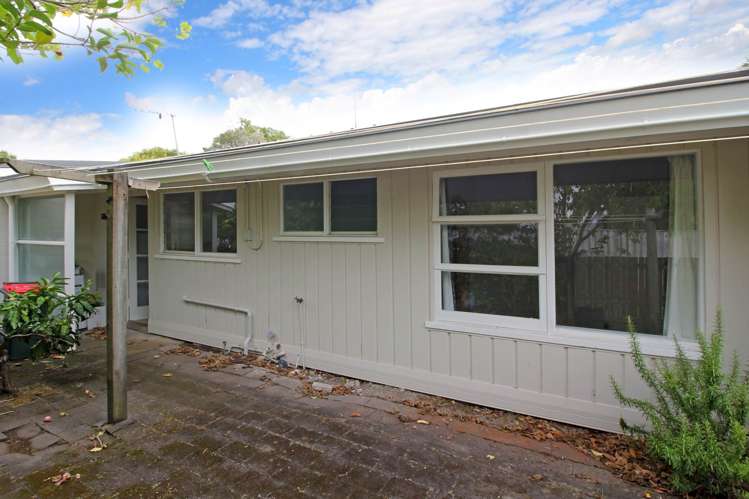 2/36 Jutland Road Hauraki_9