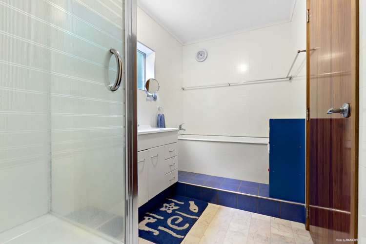 7 Valley View Road Titirangi_12