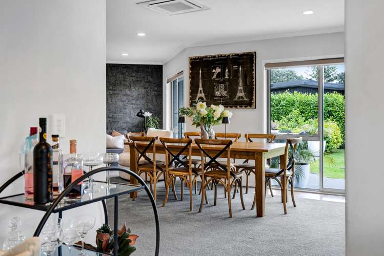 3 Condor Crescent Bell Block_6