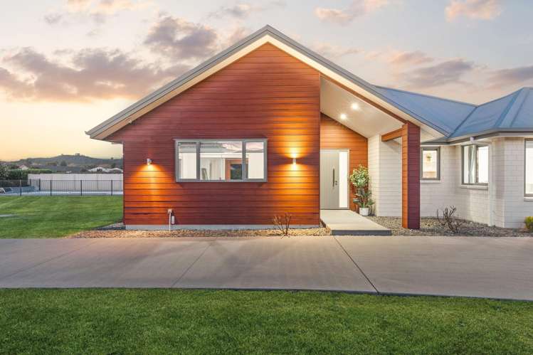 62 Alan Livingston Drive Cambridge_22