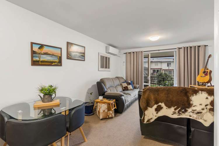 6/25 Opito Way East Tamaki_6