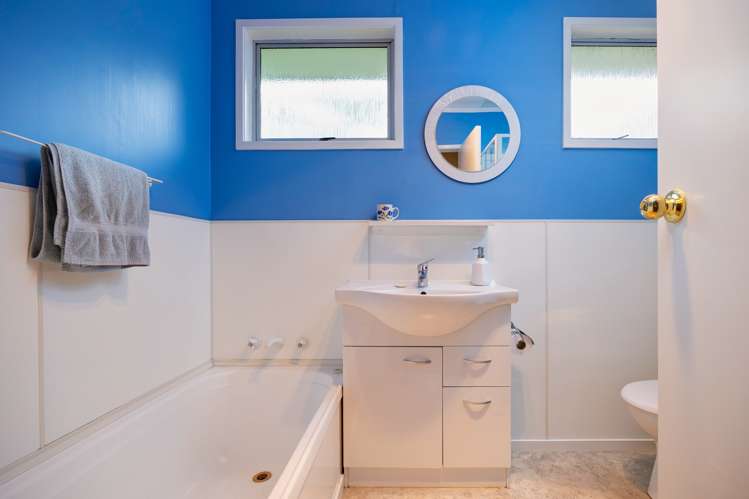 11 Onedin Place Titirangi_21