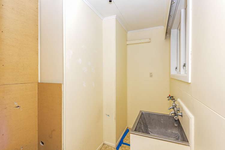82 Cook Street Foxton_12