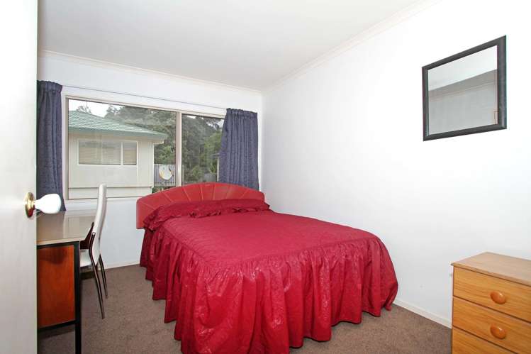 2/18 Ocean View Road Hatfields Beach_9