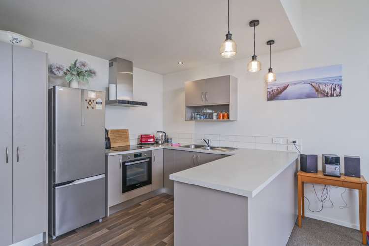 11/18 Eyre Street Whitianga_8