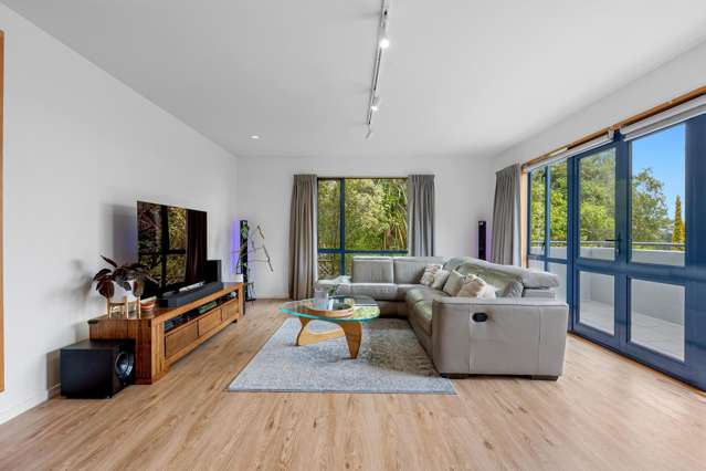 81 Whaka Terrace Huntsbury_3