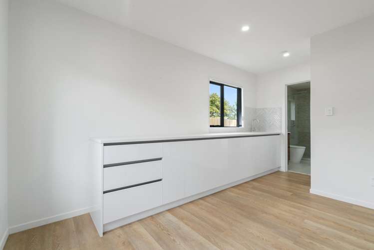 8 Corin Avenue Manurewa_5
