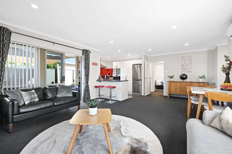 60 Stan Heather Drive Glenview_6