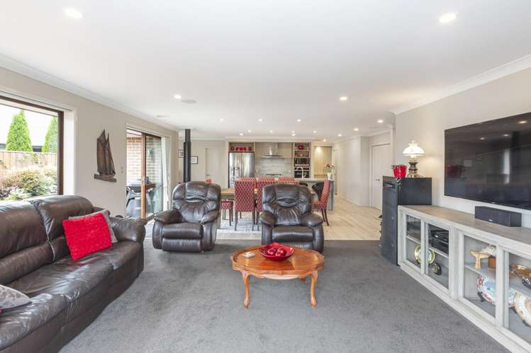 2 Bonecrusher Street Lincoln_17