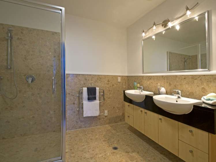 16/99 Mokoia Road Birkenhead_10