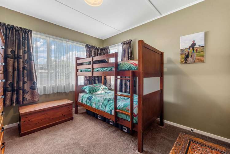 15 Fenruss Street Fairy Springs_7