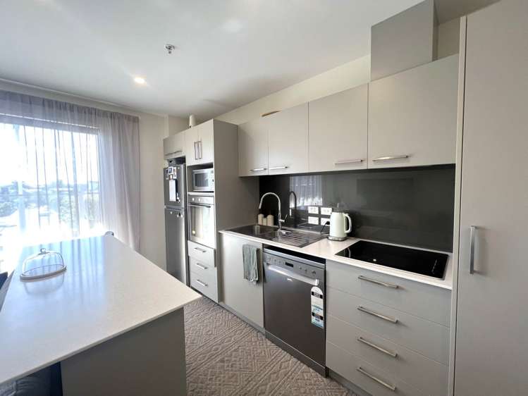 102c/160 Hobsonville Point Road Hobsonville_5