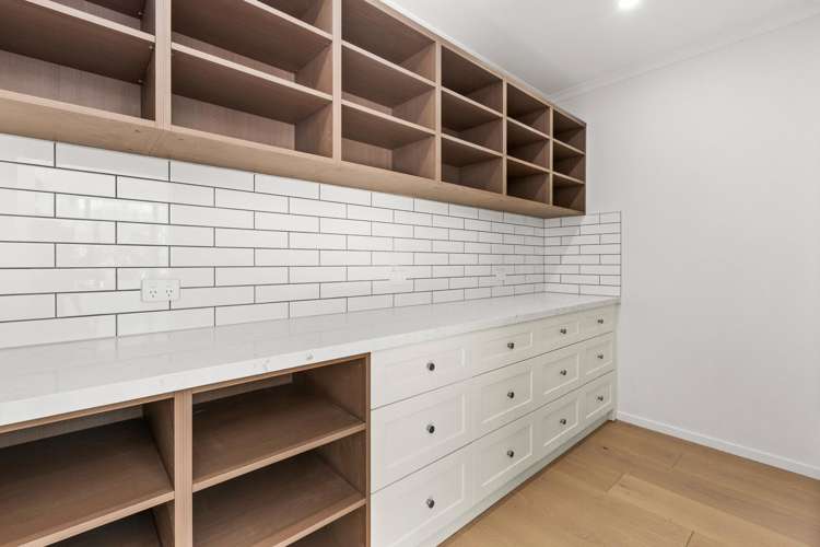 9 Arihi Crescent Frimley_5