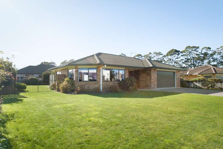 33 Longmynd Drive_0