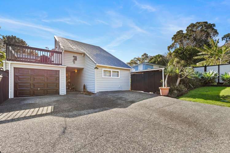 8 Eucalyptus Place Beach Haven_18