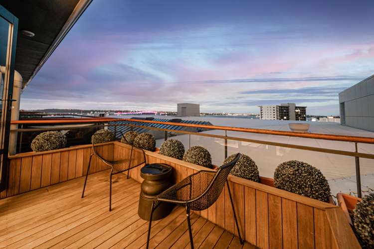 802/35 Hobson Street Auckland Central_10