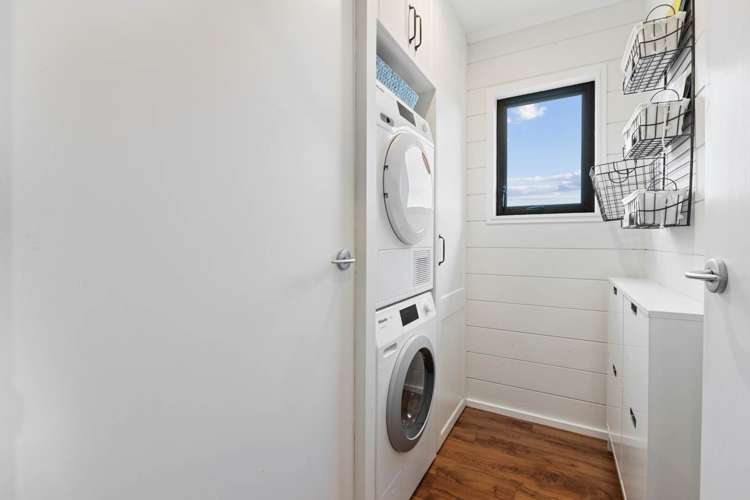 15 Springtime Crescent Stanmore Bay_12