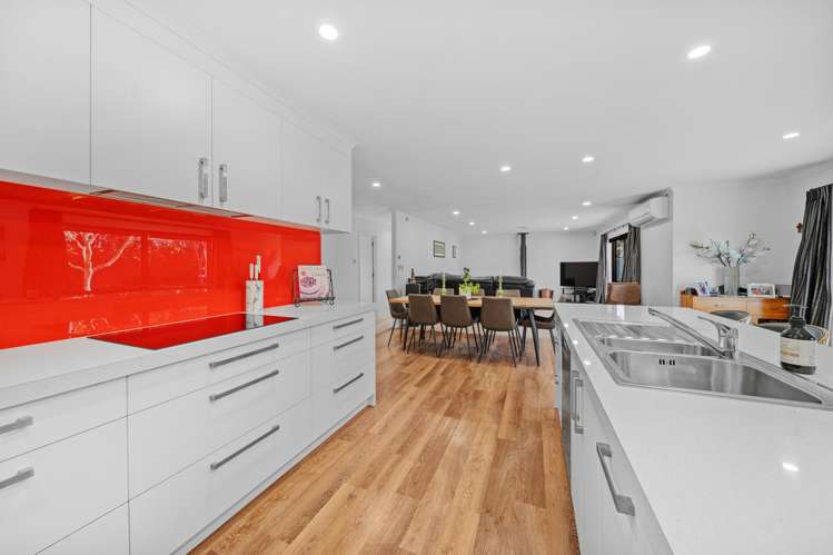 221b State Highway 2 Opaki_7