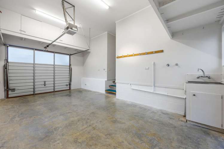 33A Kirby Street Glendene_28