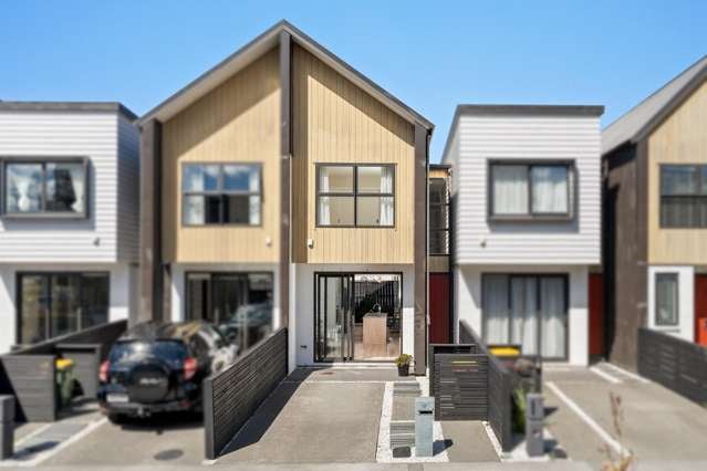 Modern Elegance home in the Heart of Hobsonville